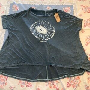 American Eagle Outfitters Celestial Graphic Tee